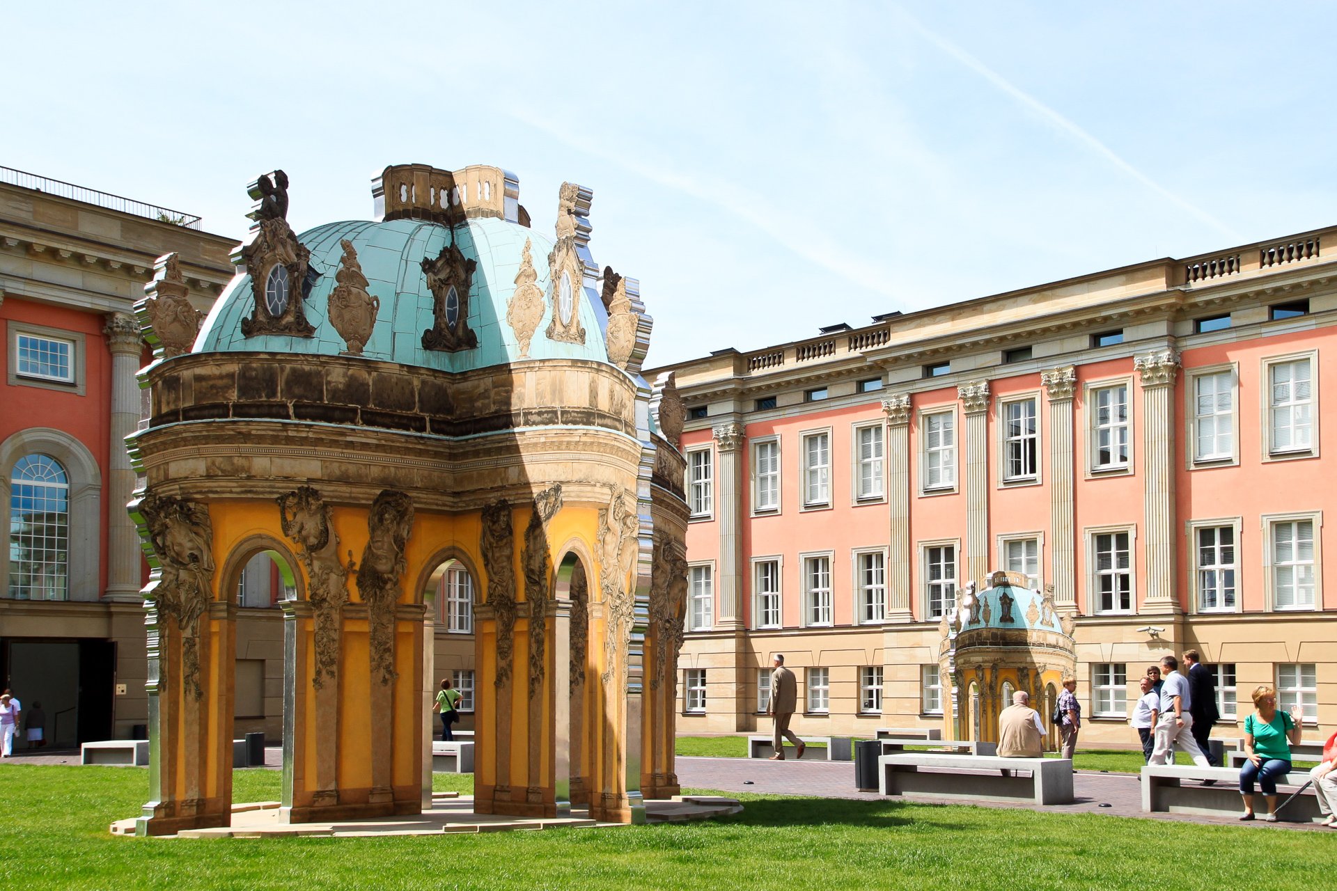 🏛️ 앙코르 - 궁전 파빌리온 포츠담 - 플로리안 돔보이스